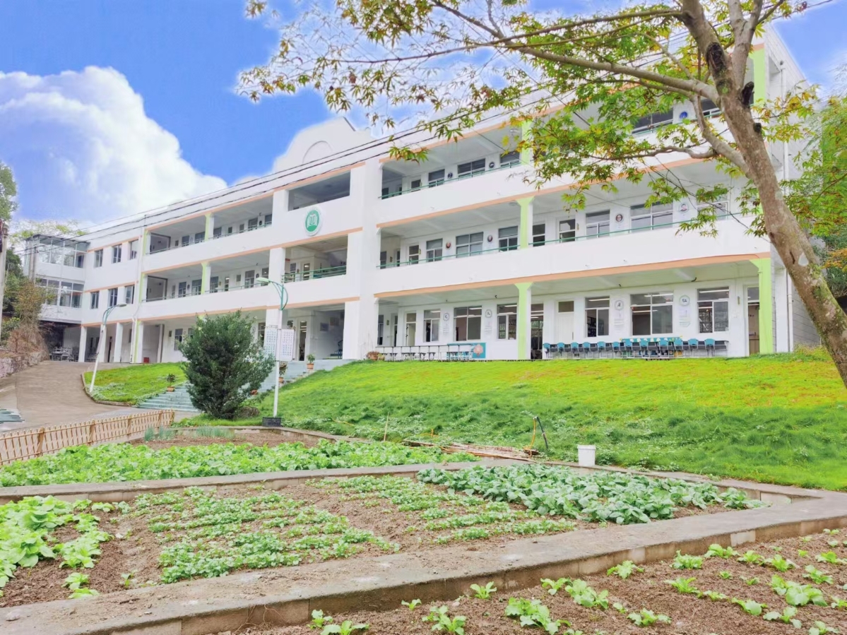 Tiantai Primary School (Tel. of Tiantai Primary School Admissions Office)